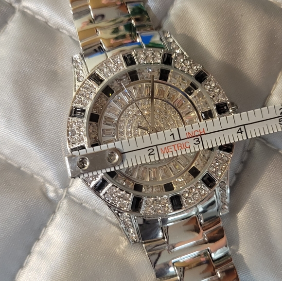 NIB VICTORIA WIECK DIAMOND PAVE STAINLESS STEEL WATCH ⌚️ Must ?‼️ main image 15